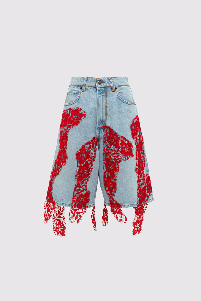 MAXI BERMUDA SHORTS WITH LACE DECORATIONS