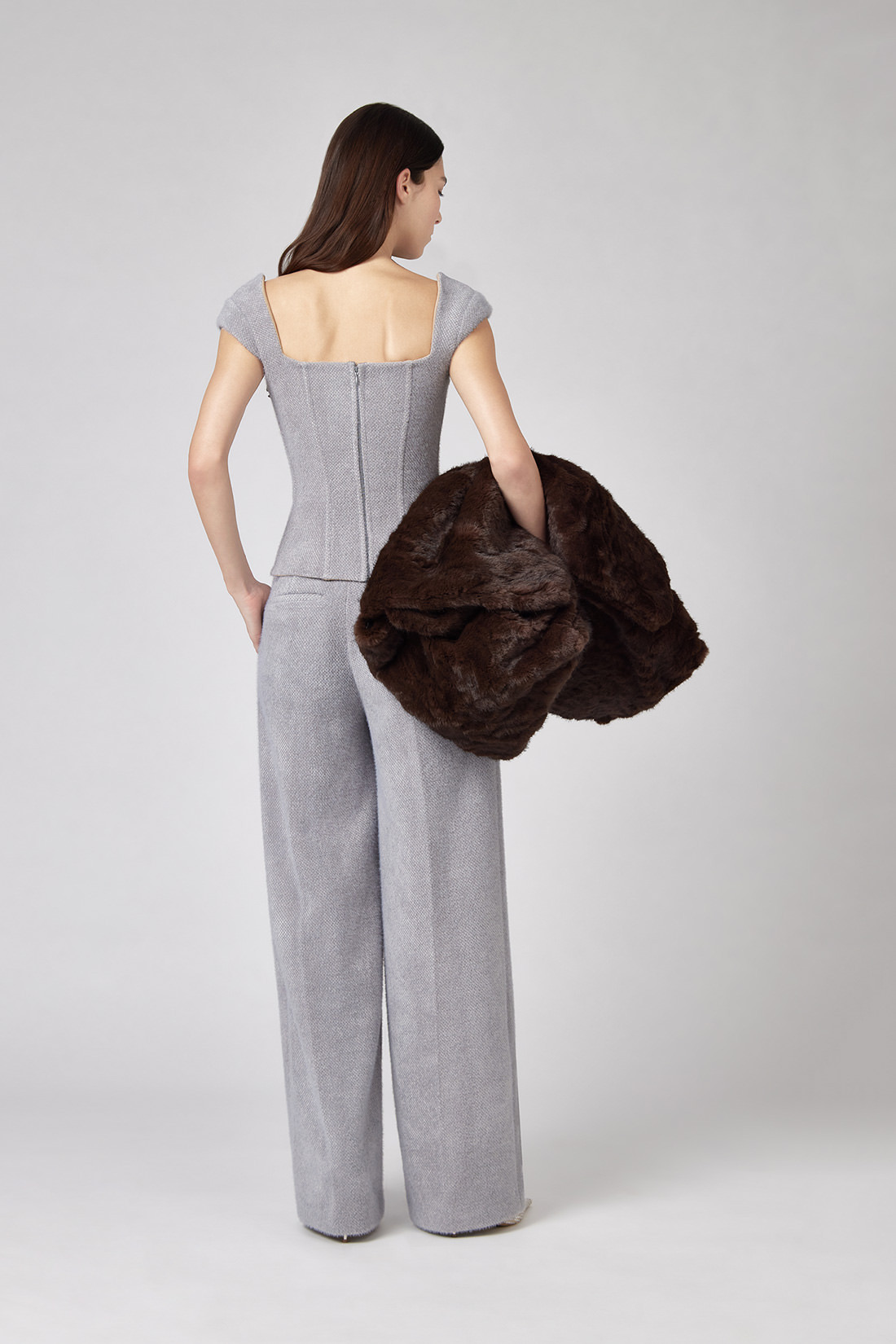 GIUSEPPE DI MORABITO: BUSTINO CON ROSA IN LANA BOUCLE'