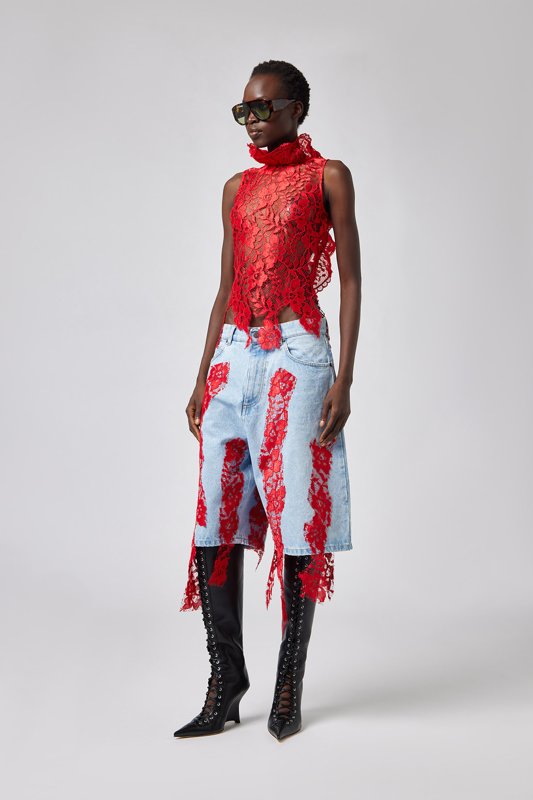 GIUSEPPE DI MORABITO: MAXI BERMUDA SHORTS WITH LACE DECORATIONS