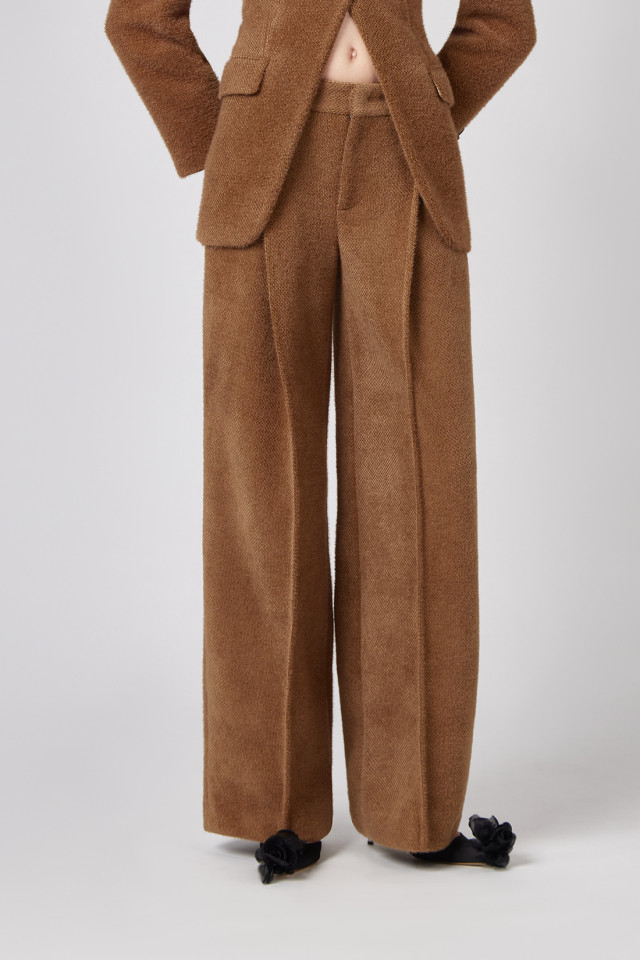 WIDE-LEG PANTS IN BOUCLE WOOL.